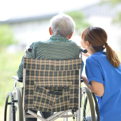 90대도 전체 임플란트 재수술 가능한가요?